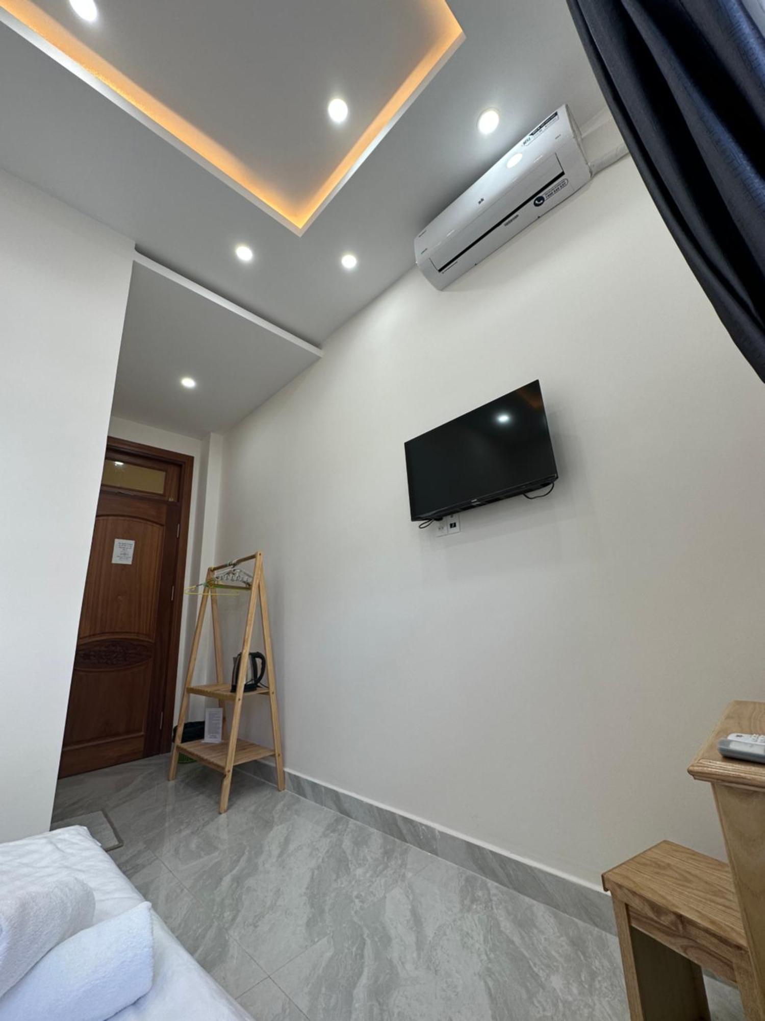 Aparthotel 1994 House